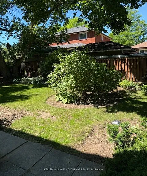 20 Bush Dr #LOWER — Photo 18