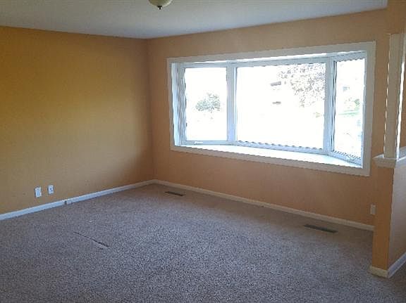4th image of 6724 Maryland Ave