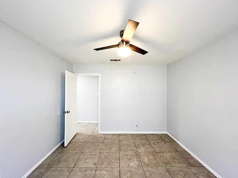 2603 Edgefield St #B — Photo 31