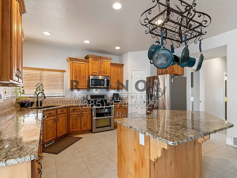 13697 S Tom Shoemaker Rd