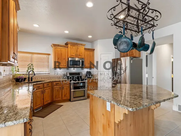 13697 S Tom Shoemaker Rd, Draper, UT 84020