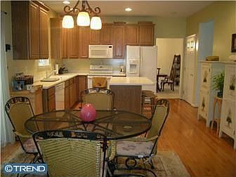 5th image of 55 Ashberry Ln