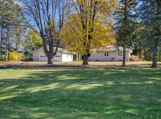 N1796 County Road M, Hortonville, WI 54944