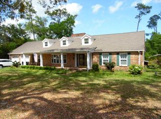 5390 Locklin Ave, Milton, FL 32570