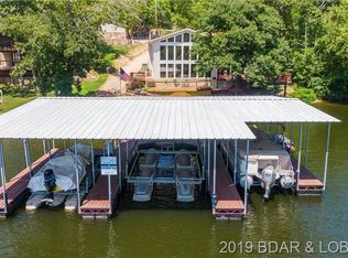 214 Pawnee Rd, Sunrise Beach, MO 65079