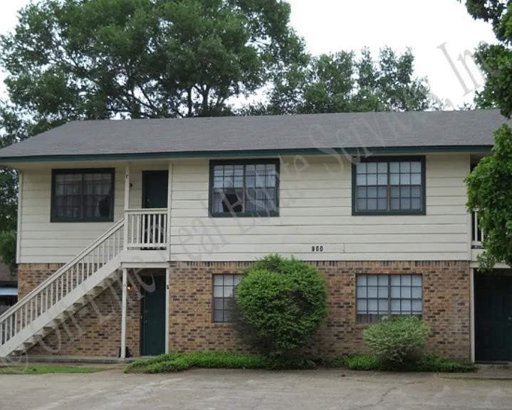 708 Navarro Dr #D — Photo 1