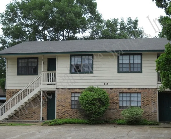 708 Navarro Dr #D
