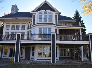 4888 Wildwinds Dr, Petoskey, MI 49770