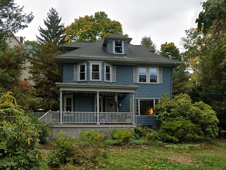 34 Woodcliff Rd — Photo 1
