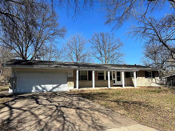 2nd image of 1517 Crossett Dr