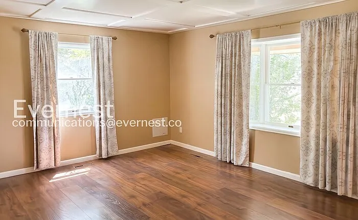 1808 Riverview Dr — Photo 16