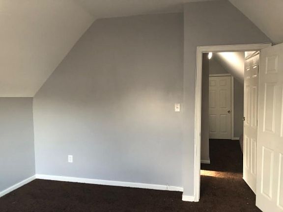 2nd image of 254 N 11th St APT C