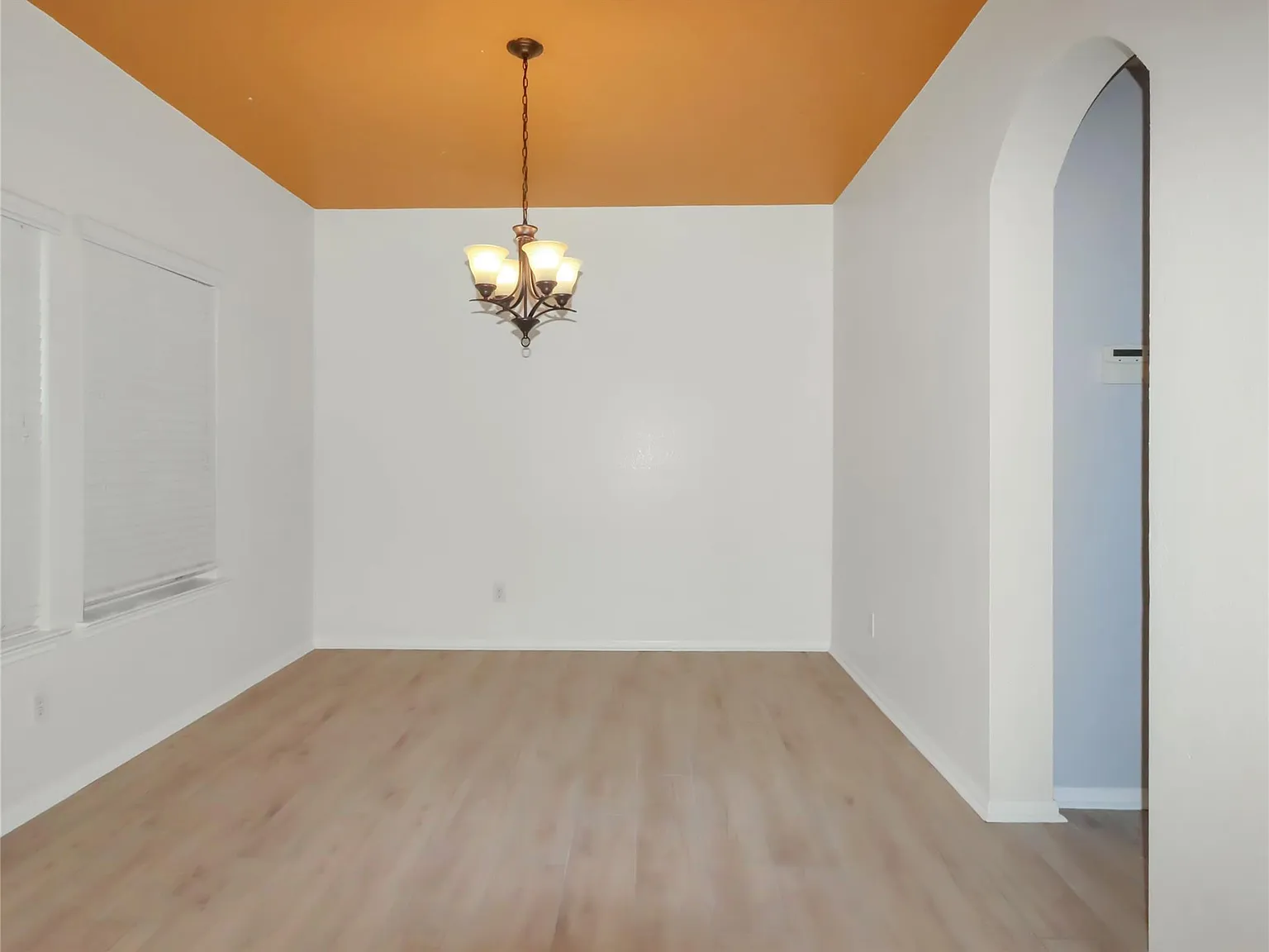 3 bed, 2.5 bath, 1620 sqft, $2,150 — Photo 3