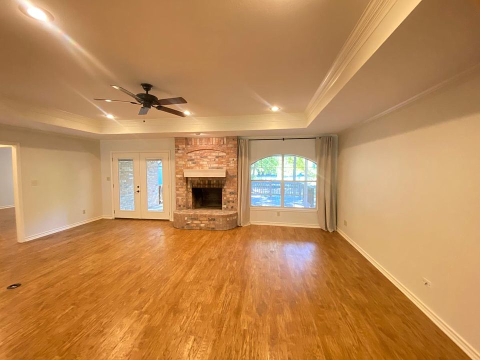 1st image of 5101 Woodgate Dr