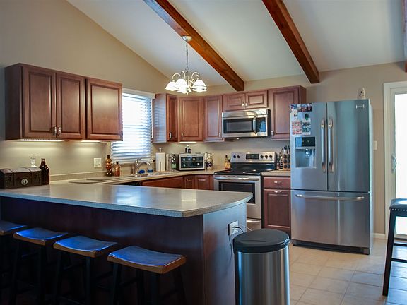 3rd image of 3902 Darwood Dr