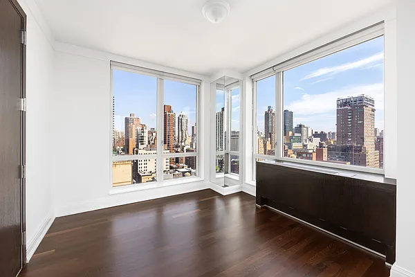 Rented by Douglas Elliman | media 20