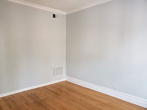 3rd image of 2328 W 22nd Pl #0