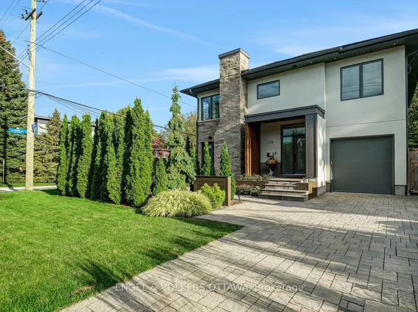 430 Princeton Ave, Ottawa, ON K2A 0M9