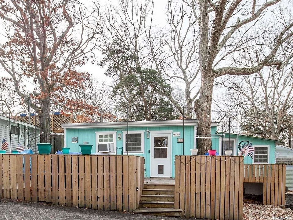 15 Neptune Place, Baiting Hollow, NY 11933 Zillow