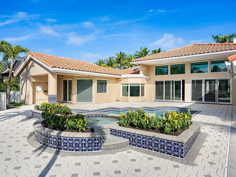 533 E Alexander Palm Rd — Photo 7