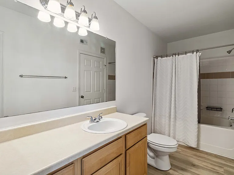1125 Villagio Cir #207 — Photo 20