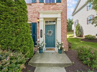 325 Wealdstone Rd, Cranberry Township, PA 16066