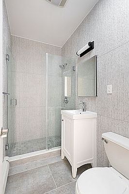 2nd image of 479 Clinton Ave APT 3A