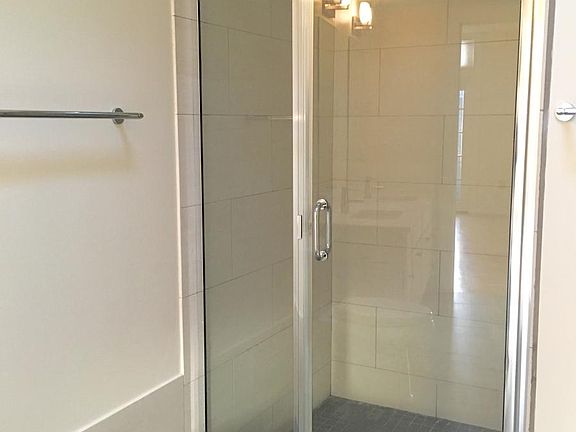 3rd image of 72 Hamilton St #9AB