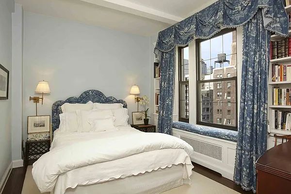 Sold by Stribling | media 21