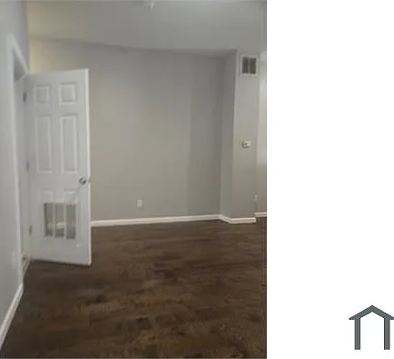 2434 N Calvert St #1 — Photo 7
