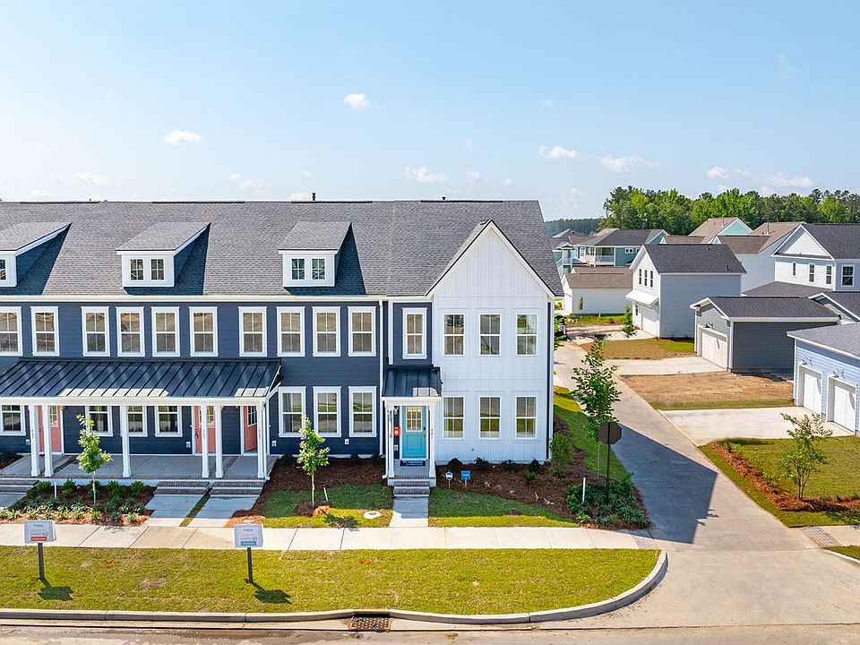 The exterior of the Sage townhome by Brookfield Residential at Nexton.
