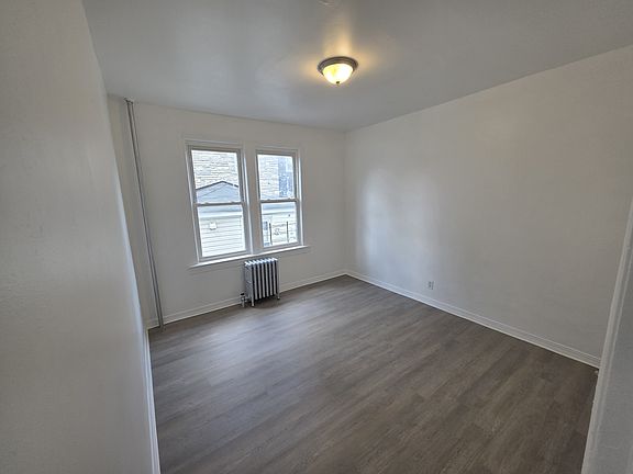 4th image of 967 E 224th St APT 2B