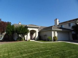 2401 Fairhaven Ct, Hollister, CA 95023