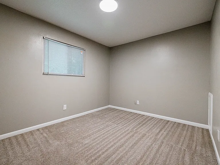 633 Chappell Dr — Photo 18