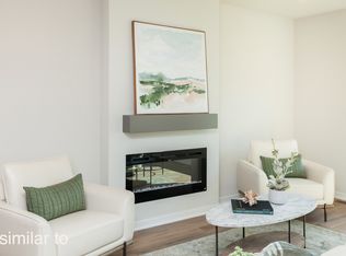 1131 NW Petersen Dr, Waukee, IA 50263