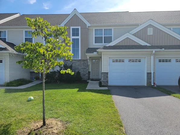 30 Howard Dr, Willow Street, PA 17584
