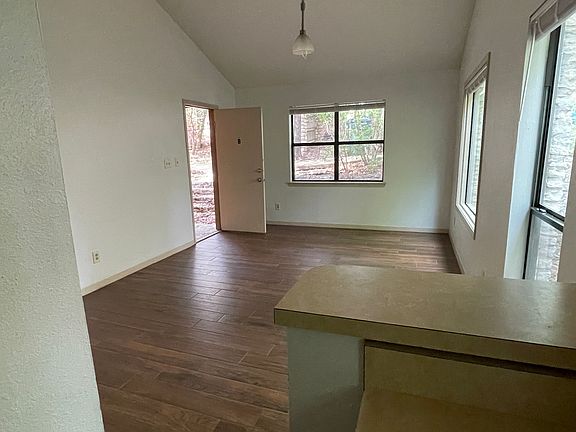 2nd image of 1103 Hazelton St APT B