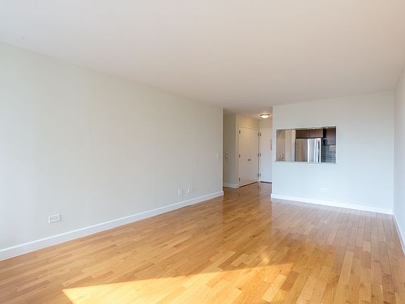 3rd image of 235 W 48th St APT 35G