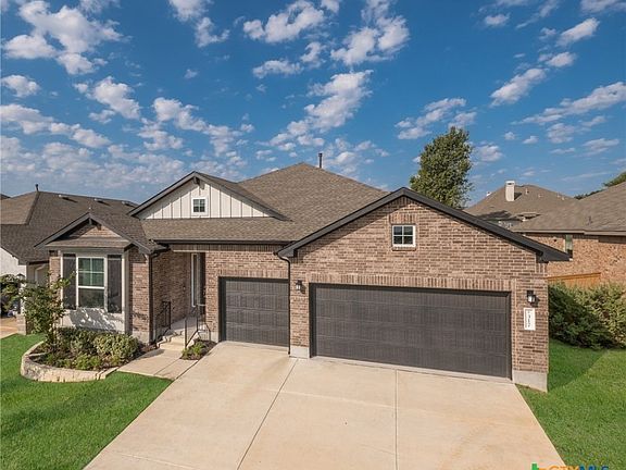 2nd image of 317 Vuelo St