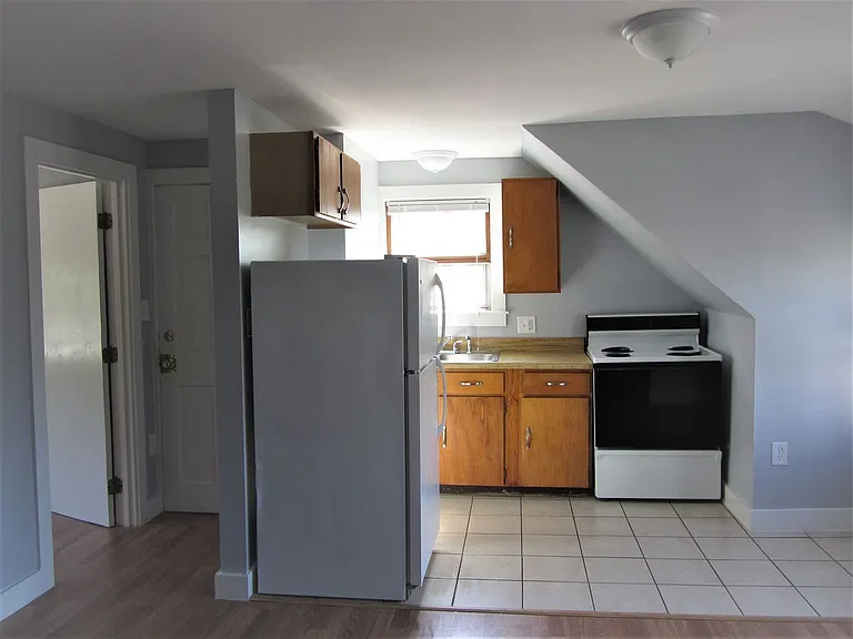 397-399 Alfred St — Photo 14