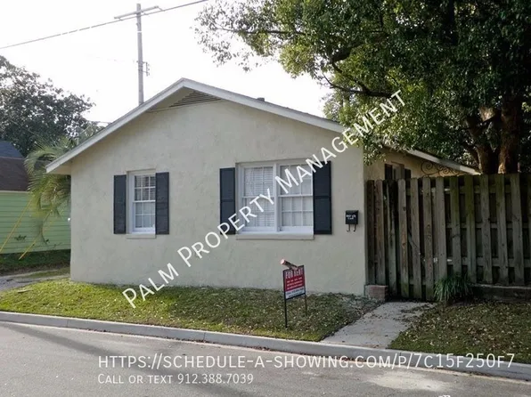 627 1/2 E 54th St, Savannah, GA 31405