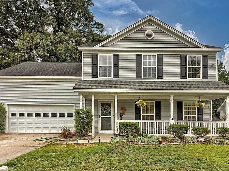189 Hester Woods Dr — Photo 1