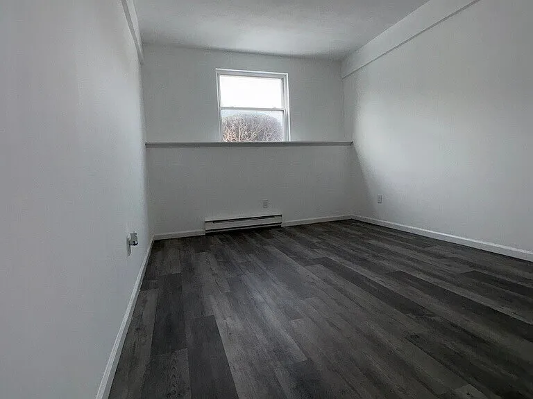 513 Emmett St — Photo 12