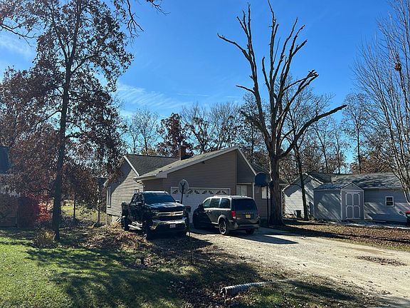 3rd image of 113 Chickasaw Ln