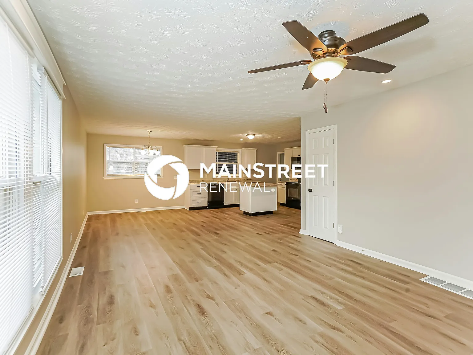 5012 Lincoln Rd — Photo 3