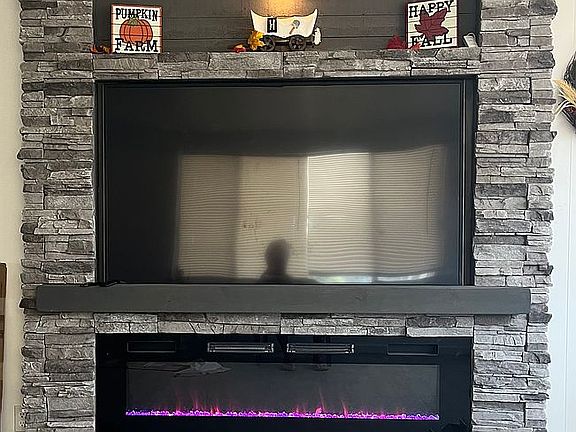New media/fireplace unit !