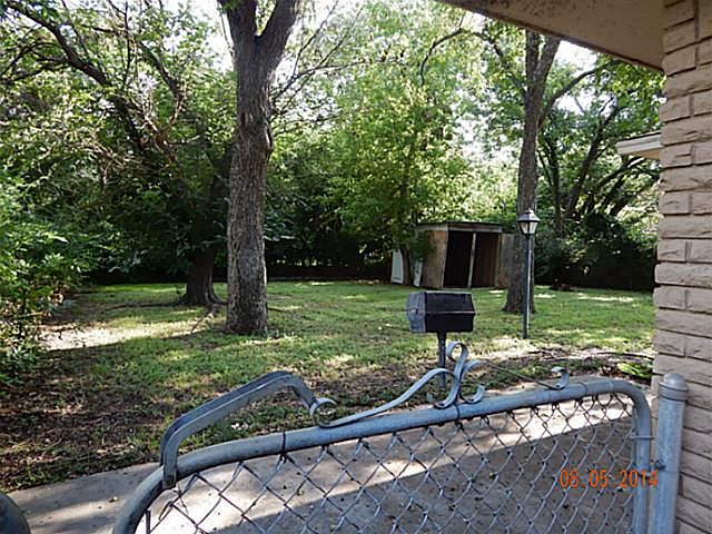 2nd image of 1005 Laguna Dr