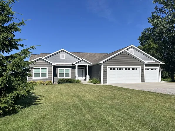 9109 Webster Rd, Freeland, MI 48623