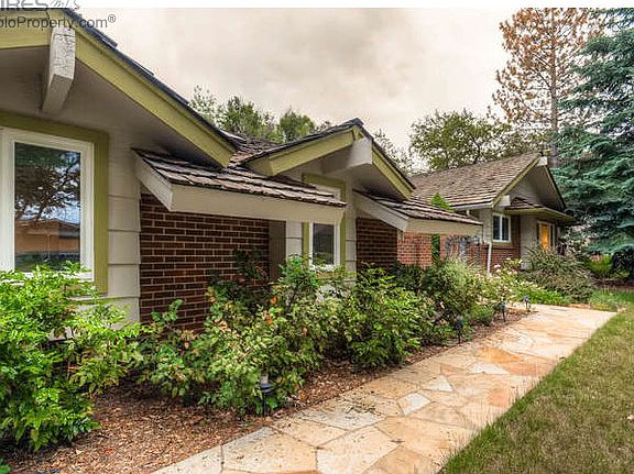 Flagstone Walkway