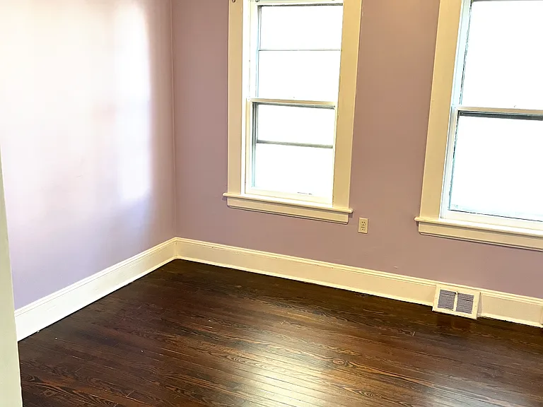 765 Brewster St — Photo 14